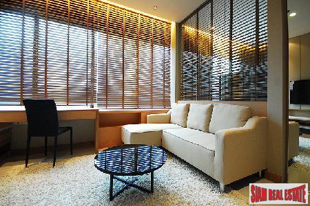 The Emporio Place | One Bed Modern Contemporary Condo for Rent at Sukhumvit 24
