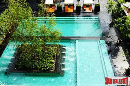 The Emporio Place | One Bed Modern Contemporary Condo for Rent at Sukhumvit 24