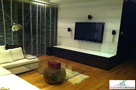 The Lakes | Huge Two Bedroom Pet Friendly Condo with Views and Extras Asok
