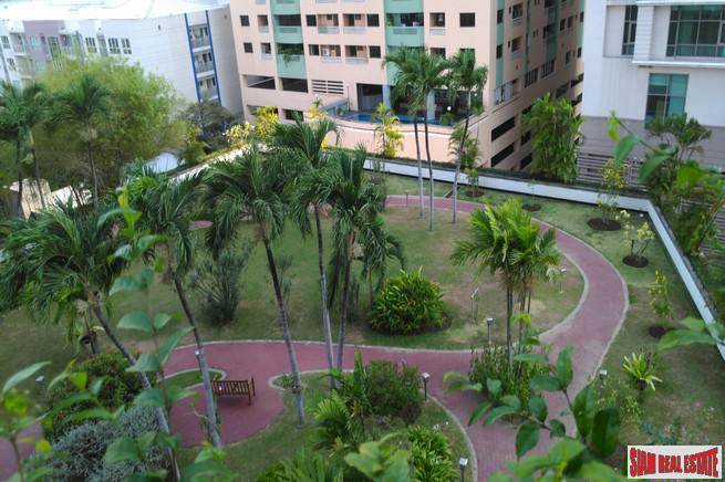 UR thonglor soi 13