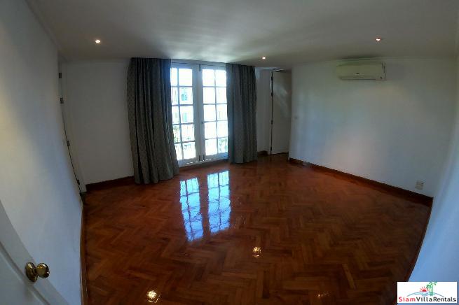 Navin Mansion | Penthouse 3 Bed Duplex at a Boutique Apartment Block of only 8 Units in Tropical Grounds at Yan Nawa - Pets Allowed