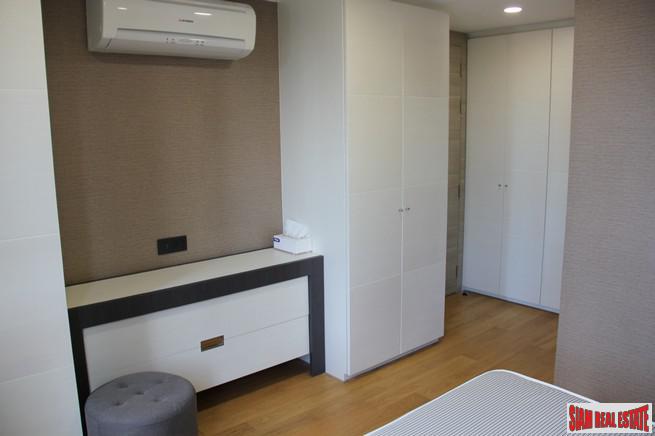 Klass Langsuan | Two Bedroom Corner Condo for Rent in Langsuan, Lumphini