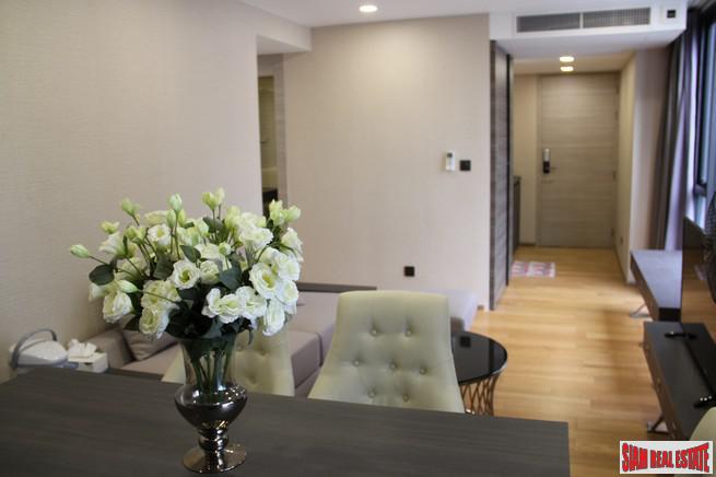 Klass Langsuan | Two Bedroom Corner Condo for Rent in Langsuan, Lumphini