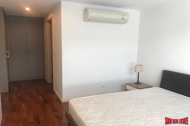 Siri On 8 | Convenient Two Bedroom Condo for Rent Located Near BTS Nana on Sukhumvit 8