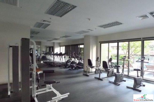 Noble Solo | Large Furnished One Bedroom Condo in a Desirable Area of Thong Lo