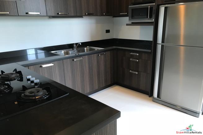 The Grand Villa | Stylish Extra Large Two Bedroom within Walking Distance to BTS Ekkamai