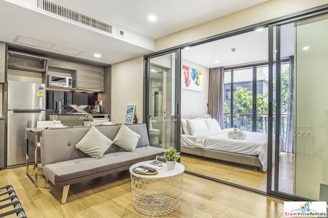 Klass Lansuan | Bright and Cheerful One Bedroom Condo for Rent in Chit Lom