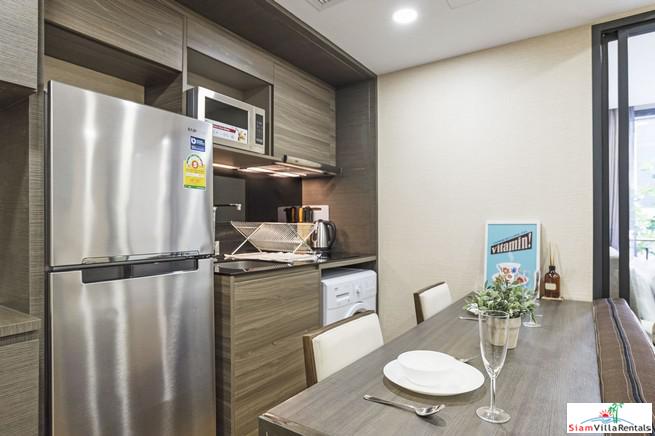 Klass Lansuan | Bright and Cheerful One Bedroom Condo for Rent in Chit Lom