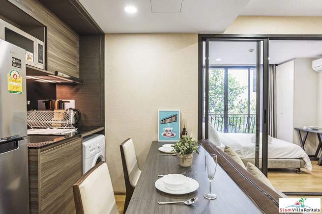 Klass Lansuan | Bright and Cheerful One Bedroom Condo for Rent in Chit Lom
