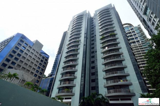 Baan Somthavil | Spacious Two Bedroom with Views of Lumpini Park and Royal Bangkok Sport Club in Ratchadamri