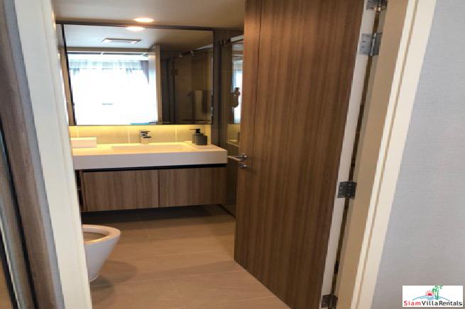 Na Vara Residence | Bright and Sunny One Bedroom Pool View Condo for Rent in Chit Lom
