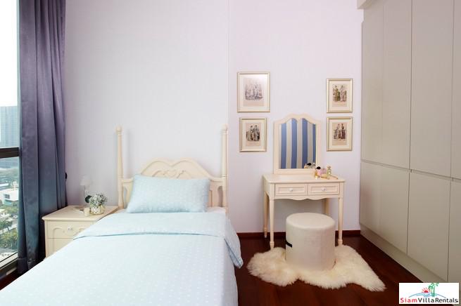 Quattro by Sansiri | Great City Views from this Two Bedroom, Two Bath Condo for Rent in Thong Lo