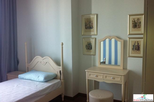 Quattro by Sansiri | Great City Views from this Two Bedroom, Two Bath Condo for Rent in Thong Lo