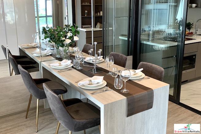 RHYTHM Ekkamai | Large Modern Two Bedroom Corner for Rent in New Condo