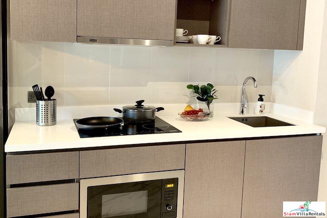 RHYTHM Ekkamai | Large Modern Two Bedroom Corner for Rent in New Condo