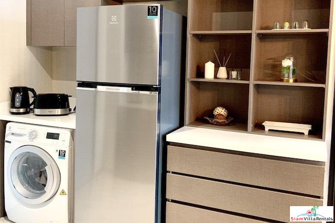 RHYTHM Ekkamai | Large Modern Two Bedroom Corner for Rent in New Condo