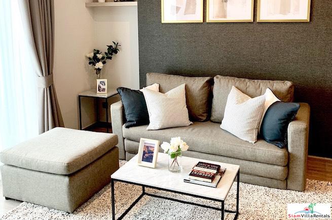 RHYTHM Ekkamai | Large Modern Two Bedroom Corner for Rent in New Condo