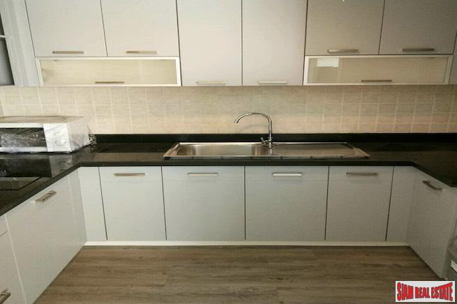 Centric Scene Aree 2 | New High Quality Three Bedroom Contemporary Condo for Rent in Ari Low-rise