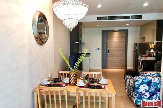 The Room Charoenkrung 30