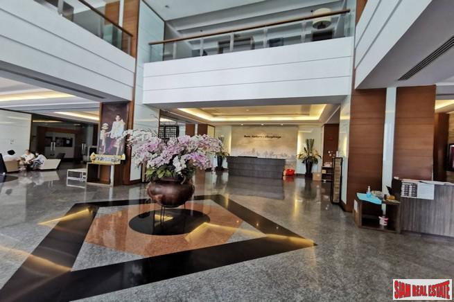 Urbano Absolute Sathon-Taksin