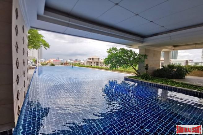 Urbano Absolute Sathon-Taksin