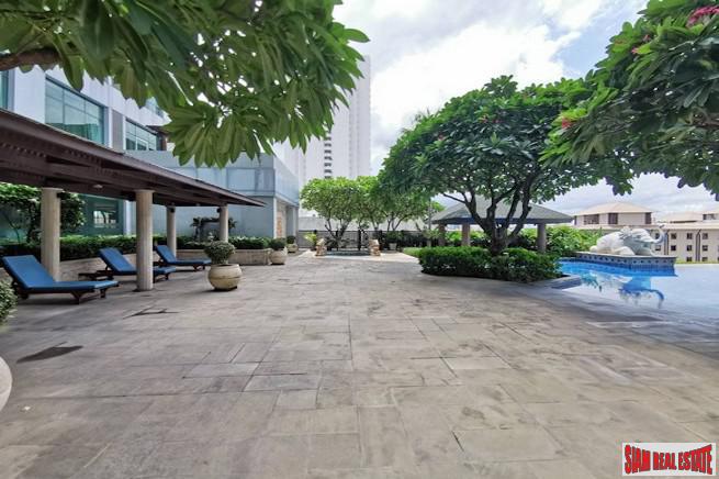 Urbano Absolute Sathon-Taksin