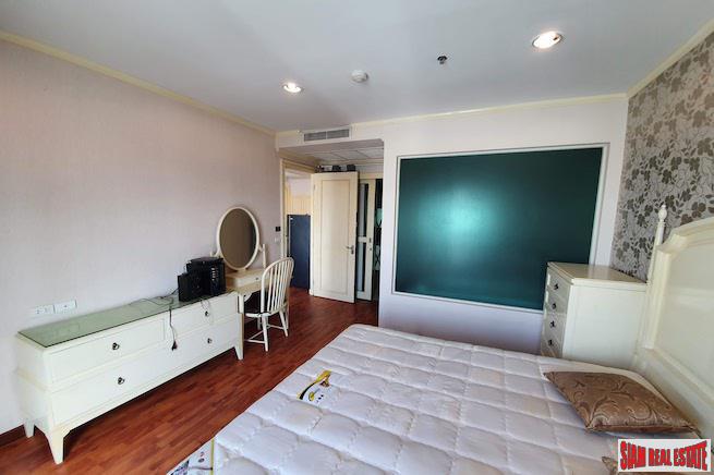 Address Chidlom | Extra Large One Bedroom with City Views for Rent
