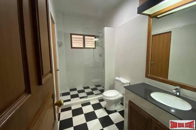 Four Bedroom Pet Friendly House for Rent Near BTS National Stadium