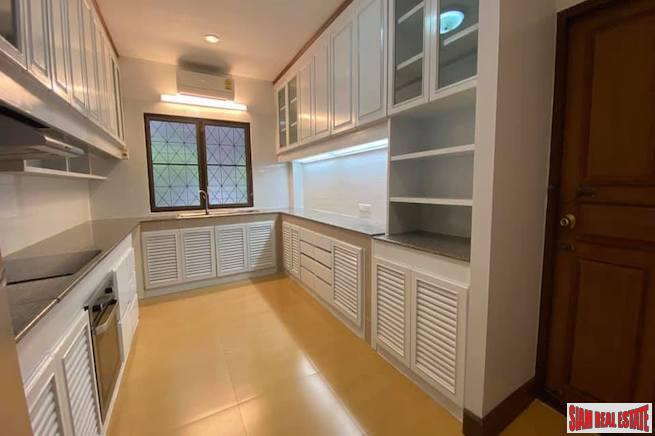 Four Bedroom Pet Friendly House for Rent Near BTS National Stadium