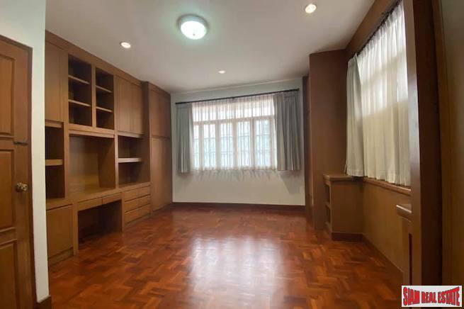 Four Bedroom Pet Friendly House for Rent Near BTS National Stadium