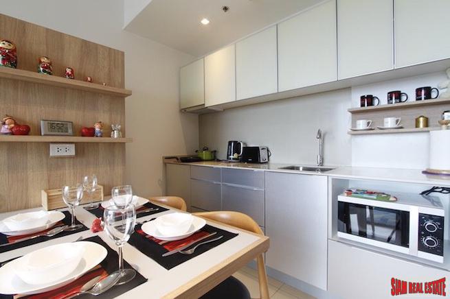 The Loft Ekkamai | Comfortable One Bedroom Condo for Rent Two Minutes from BTS Ekkamai