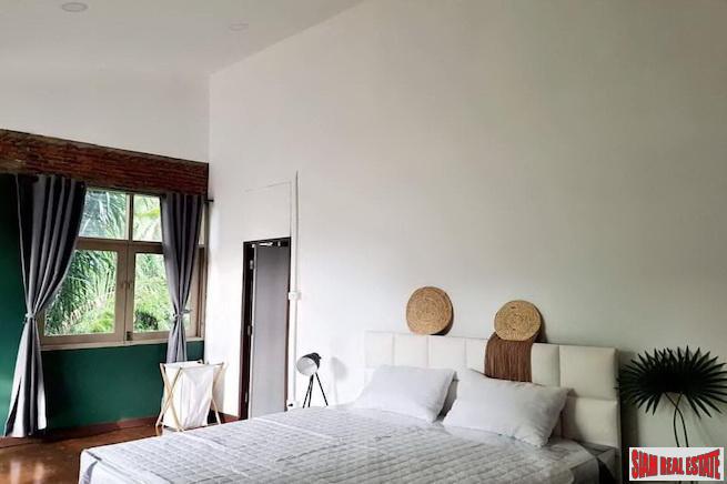The Loft Ekkamai | Comfortable One Bedroom Condo for Rent Two Minutes from BTS Ekkamai