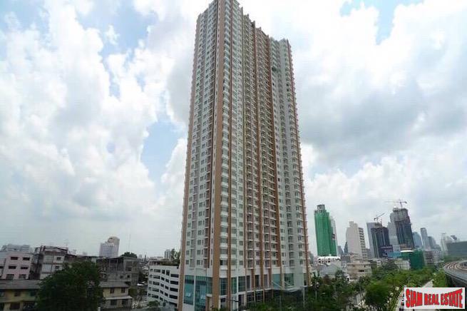 Villa Sathorn | Cozy One Bedroom Condo for Rent only 5 Minutes from the BTS