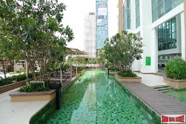 Villa Sathorn | Cozy One Bedroom Condo for Rent only 5 Minutes from the BTS