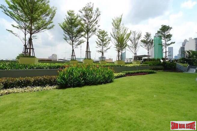 Villa Sathorn | Cozy One Bedroom Condo for Rent only 5 Minutes from the BTS