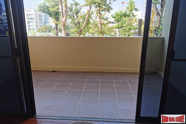 Spacious Two Bedroom Apartment for Rent with Two Balconies in Low Density Building - Phrom Phong