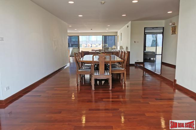 Spacious Two Bedroom Apartment for Rent with Two Balconies in Low Density Building - Phrom Phong