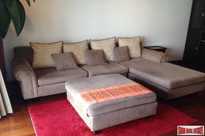 Wilshire | Large Two Bedroom Condo for Rent Close to BTS Phrom Phong