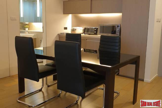 Mode Sukhumvit 61 | Big One Bedroom for Rent in a Low Rise Building Near BTS Ekkamai
