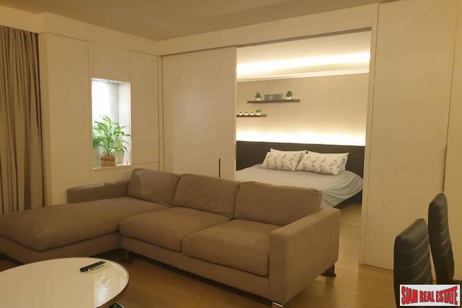 Mode Sukhumvit 61 | Big One Bedroom for Rent in a Low Rise Building Near BTS Ekkamai