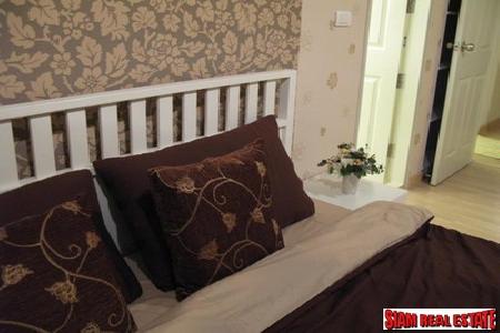 Life @ Sathorn 10 | Lovely 2 bedroom, 2 bathroom Fully Furnished Condo for Rent on 11th floor