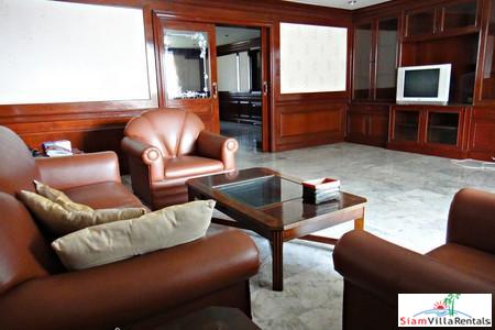 D.S. Tower I | Spacious Three Bedroom Condo for Rent on Sukhumvit 33