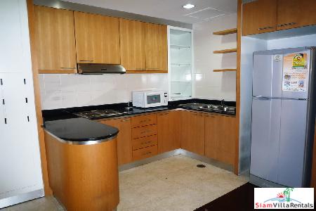Paholyothin Place | Stunning 3 bedroom, 3 bath 135 sqm. Condo for Rent only 2 Minutes Walk to Ari BTS Station