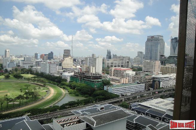RENTED Two Minutes Walk To Radjadamri BTS Station,