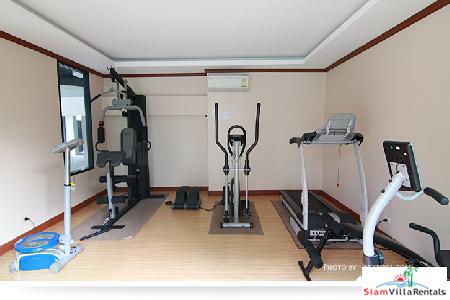 Pet Friendly, Stunning 3 bedroom 230 sqm Luxury Apartment in Ekkamai